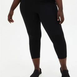 Null Crop Signature Waist Premium Legging
