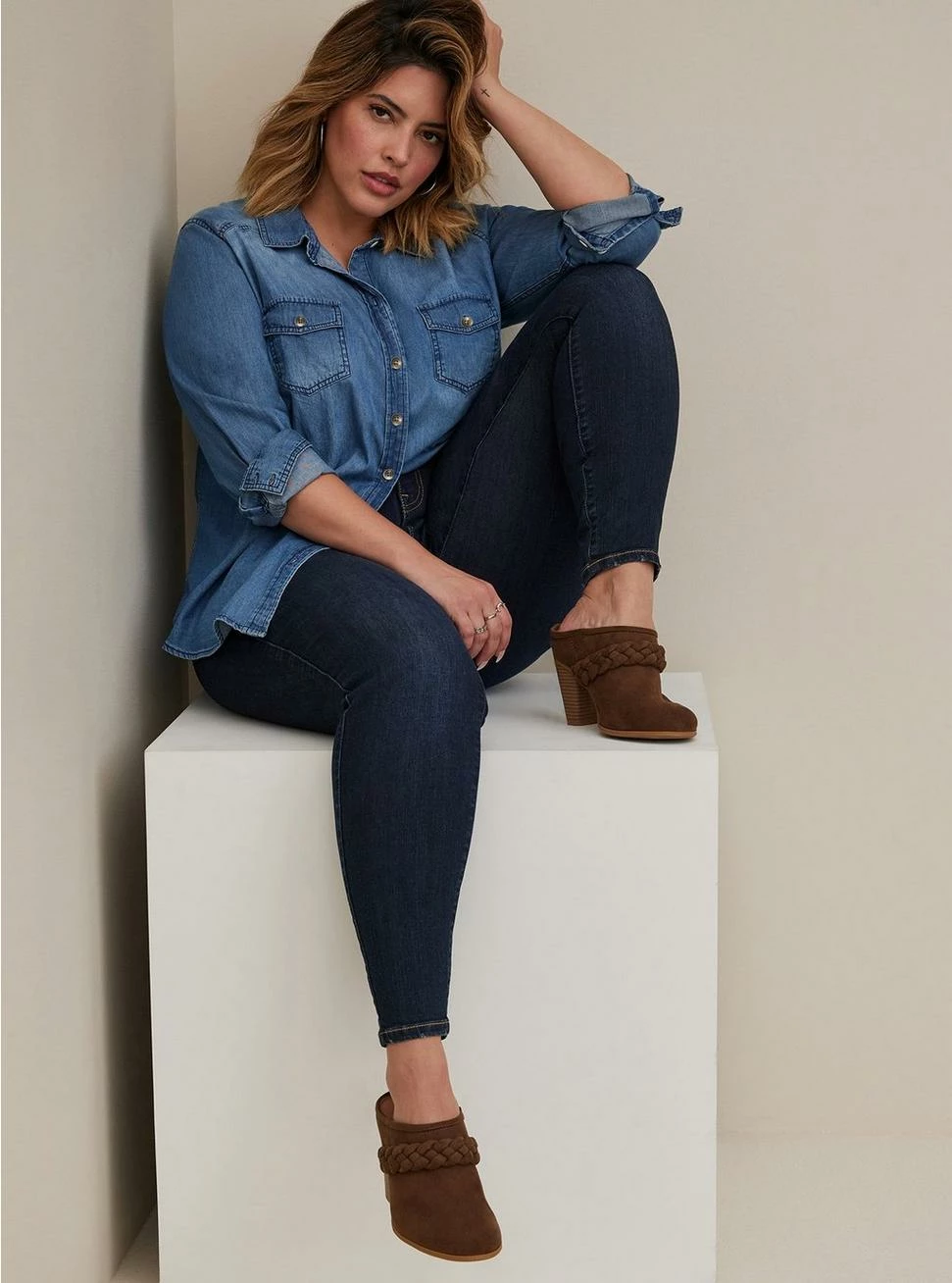 TORRID Taylor Medium Wash Denim Button-Down Shirt - Image 2