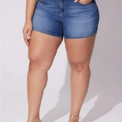 TORRID 5 Inch Jegging Super Soft High-Rise Short